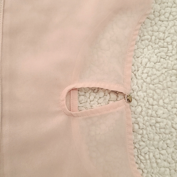 Express Top - Picture 2 of 4